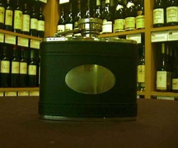 Black Hip Flask - 4oz - Buy Gifts Online