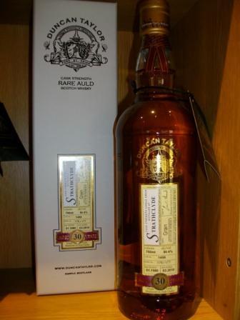 Duncan Taylor Rare Auld Whisky - Strathclyde.  Buy Whisky Online
