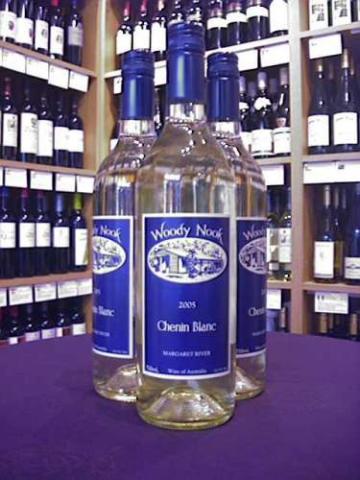 Woody Nook Chenin Blanc 2004 - Dry White Wine - Buy Wine Online